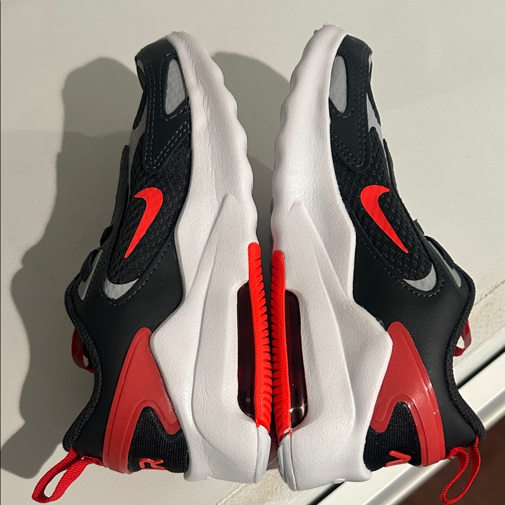 New, Nike Kids 12c Air Max Little Boy Tennis Shoe Black and Red Athletic Sneaker - Picture 4 of 7